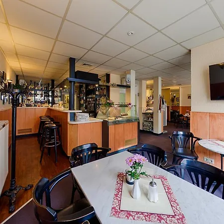 Hotel-pension Lender