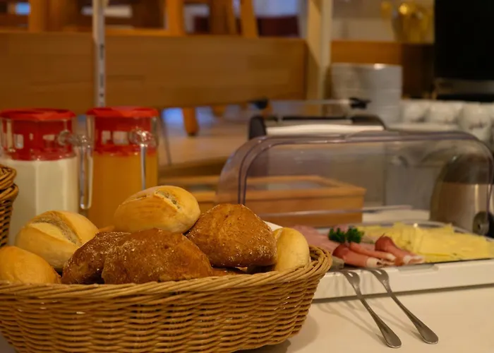 Hotel-pension Lender Vendégház 2*