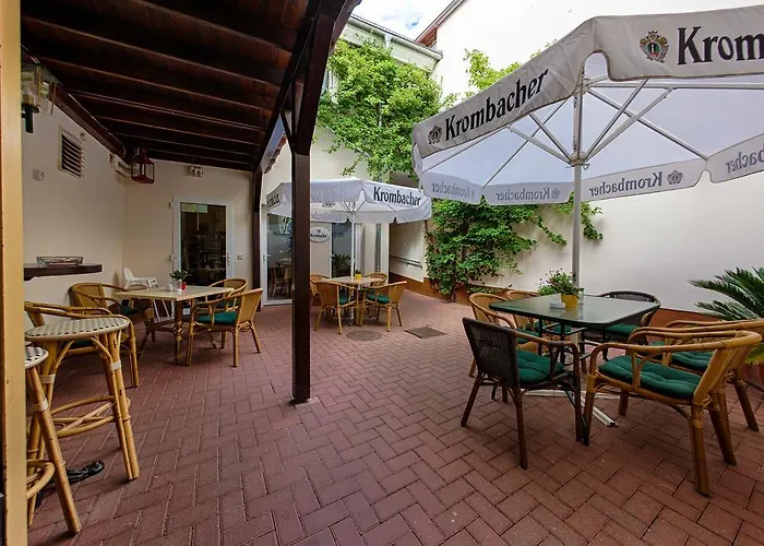 Hotel-pension Lender Guest house